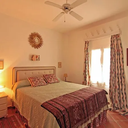 ゲストハウス Cortijo De Correa 3*